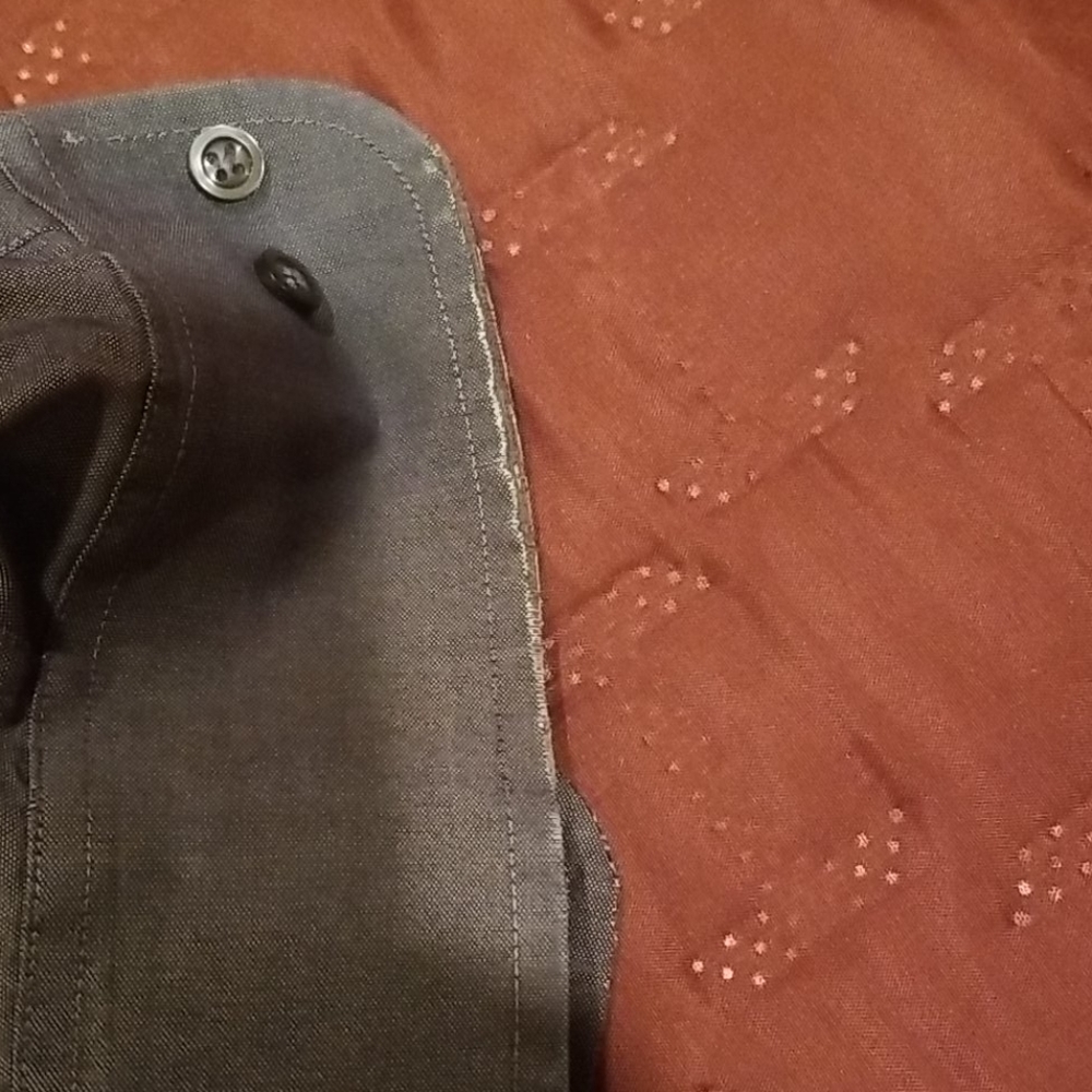 Shirt - Picture 4 of 4